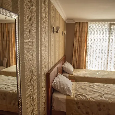 מלון Grand Merin Airport