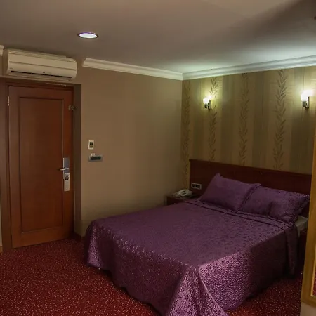 Grand Merin Airport 3*