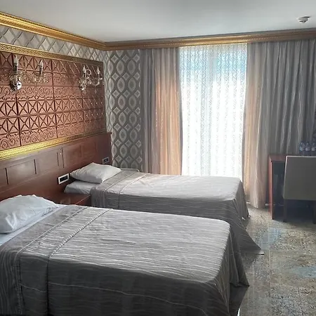 Grand Merin Airport 3*