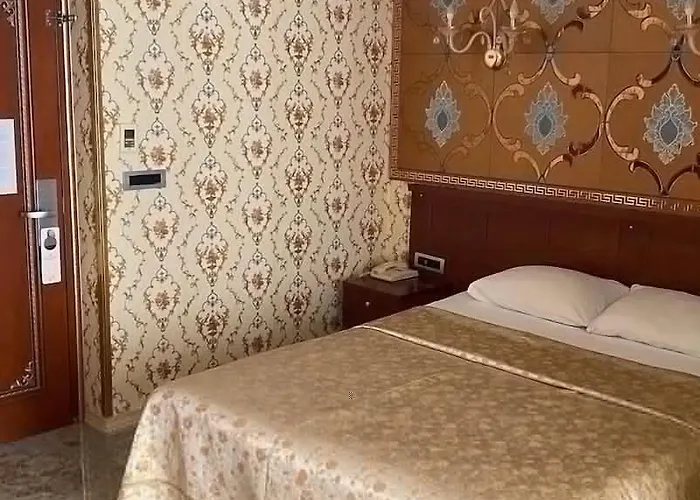 Grand Merin Airport 3*