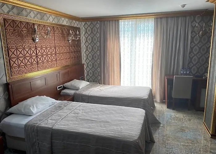 Grand Merin Airport 3*