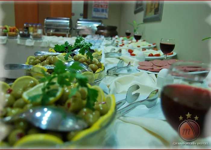 Grand Merin Airport 3*