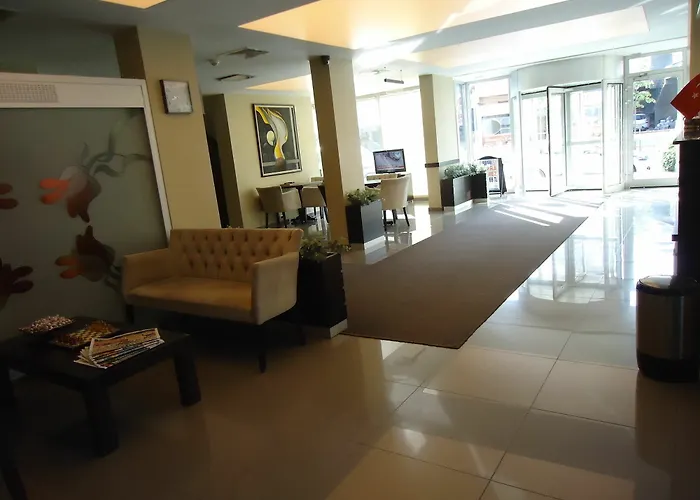 Grand Merin Airport 3*