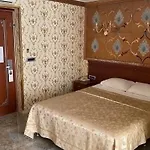 Grand Merin Airport 3*