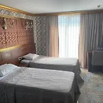 Grand Merin Airport 3*