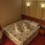 Hotel Grand Merin Airport